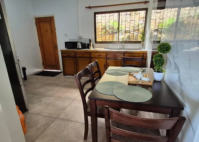 בית נופש Villea Frangipani Near Airport Pointe La Rue